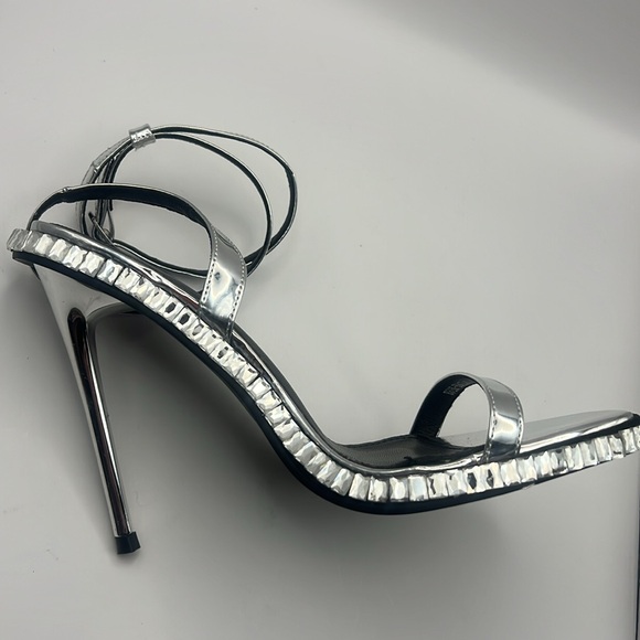 BRIK-BLACK STILETTO SANDAL size 9 - Picture 13 of 15